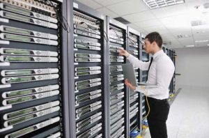 Tips Merawat Rack Server dan Pusat Data